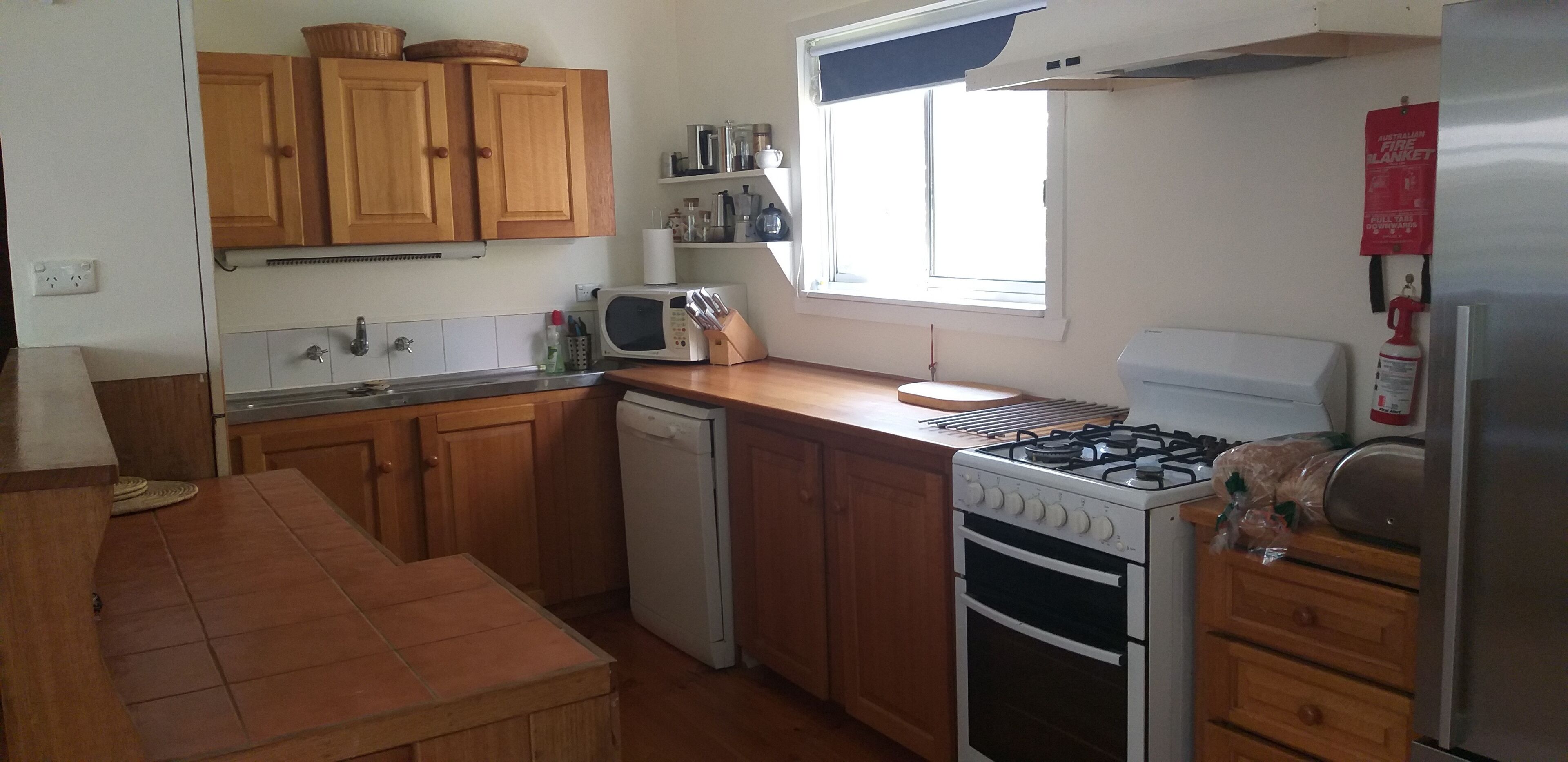 St Kilda Cottage - A family home and garden in vibrant beachside St Kilda — image 7