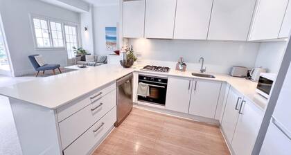 DARL3 - Heart of Manly: Grand appartement lumineux