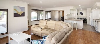 LÄMMITYS - Endless Summer