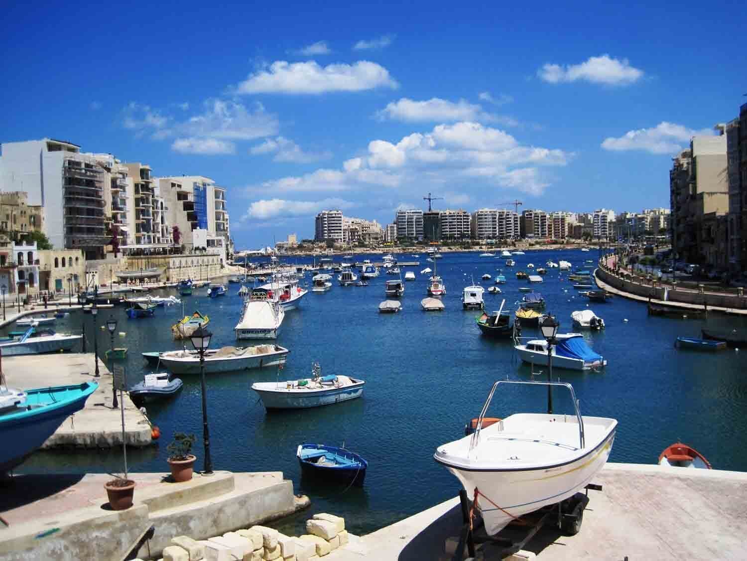 Few minutes walk away from the apartment