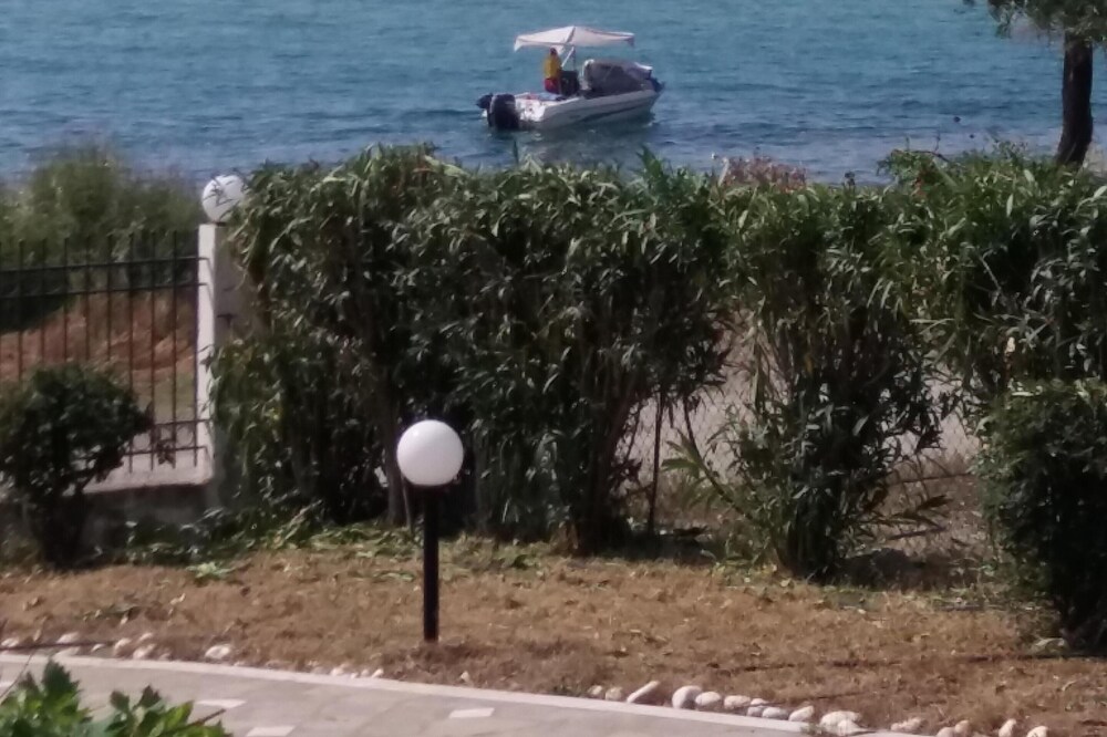 Seaview Villa located 20 m from the beach