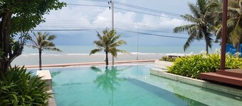 MODERN LUXURY VILLA AT PRAN-A-LUXE