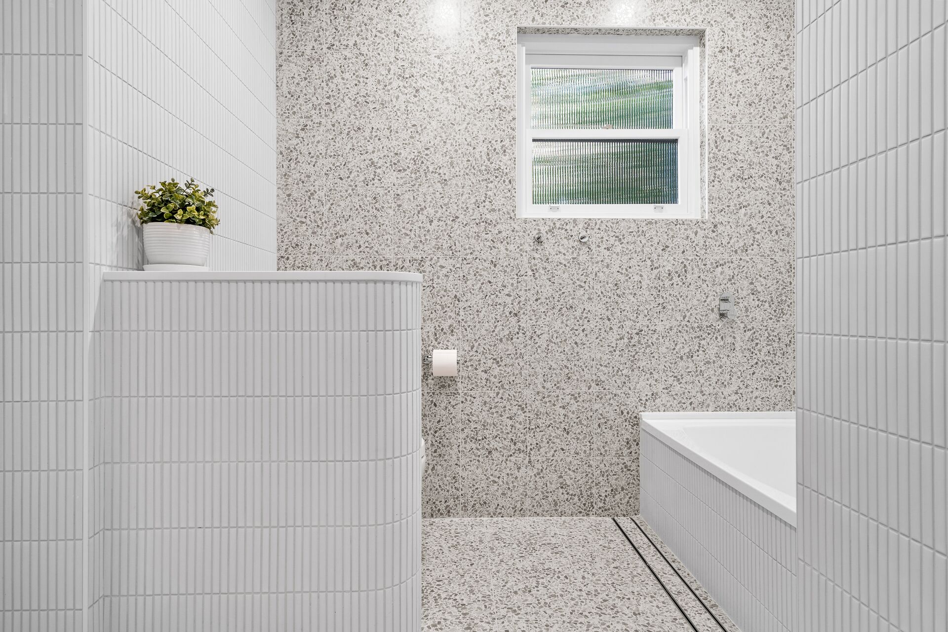 Bondi Beach has a garden sanctuary — image 17