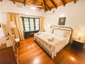 3 dormitorios, escritorio, wifi y ropa de cama