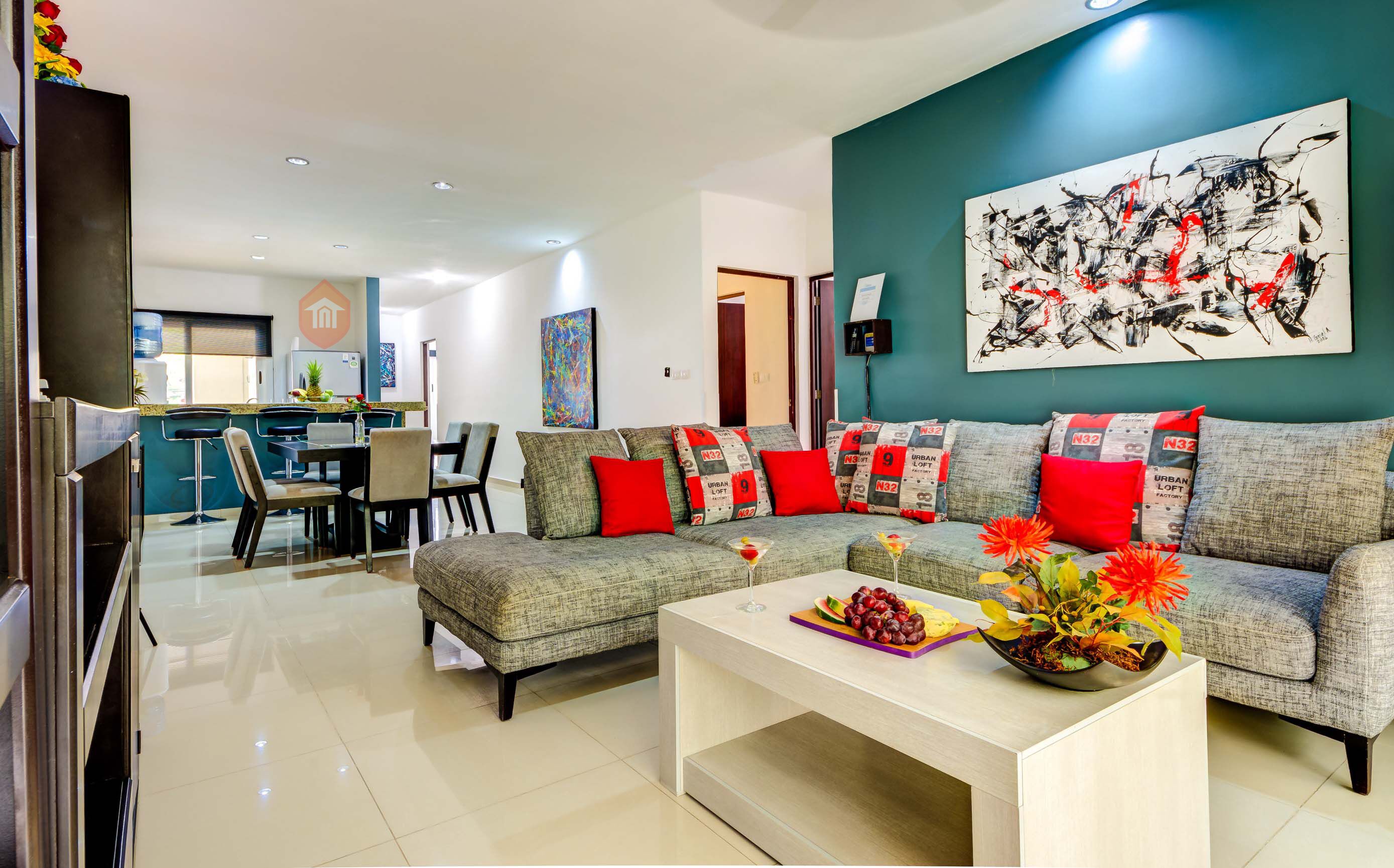 Luxury Apt A Few Steps From The Beach & 5th Ave