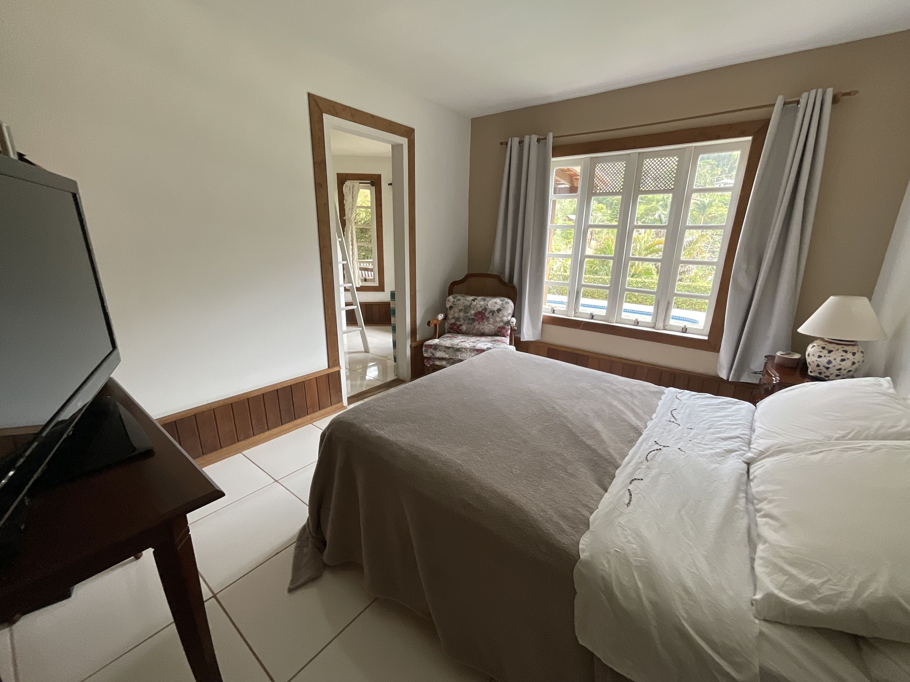 Beautiful house in the best condominium in Itaipava!