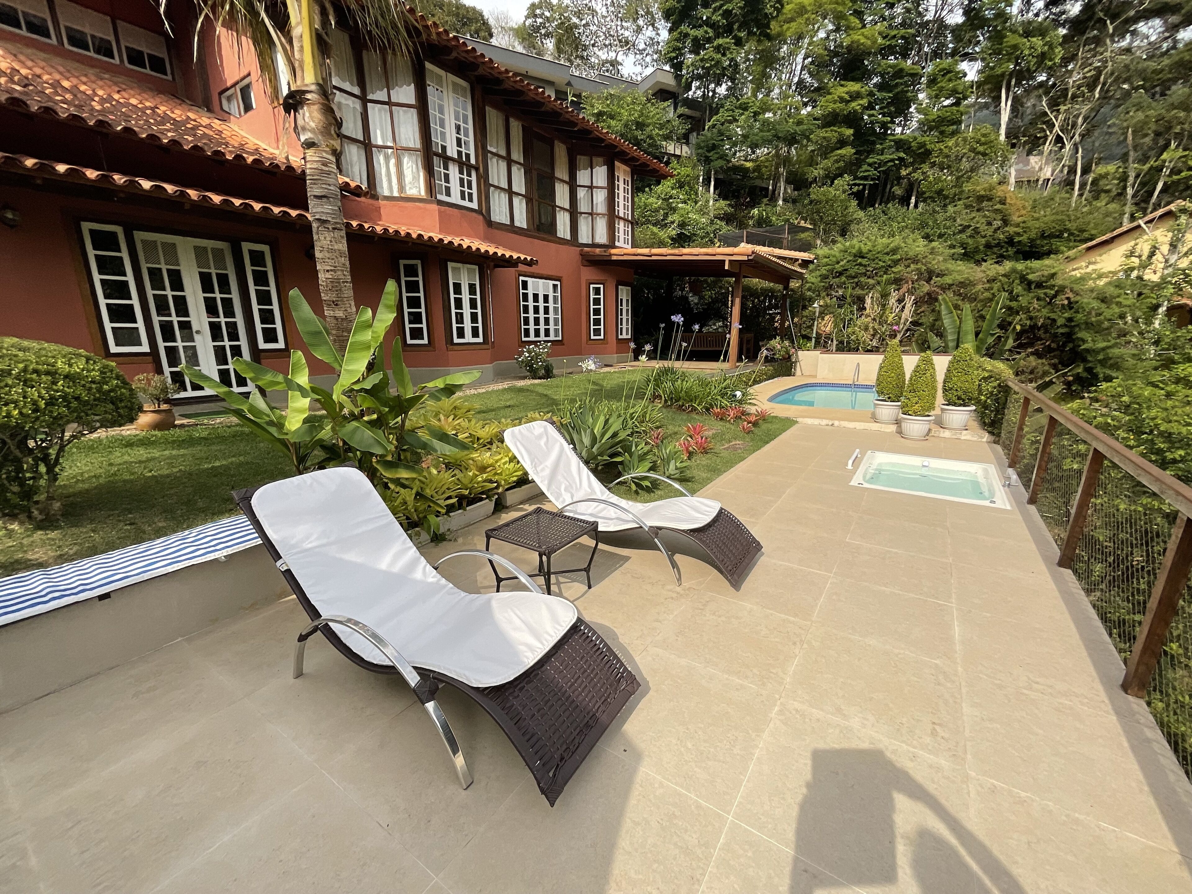 Beautiful house in the best condominium in Itaipava!