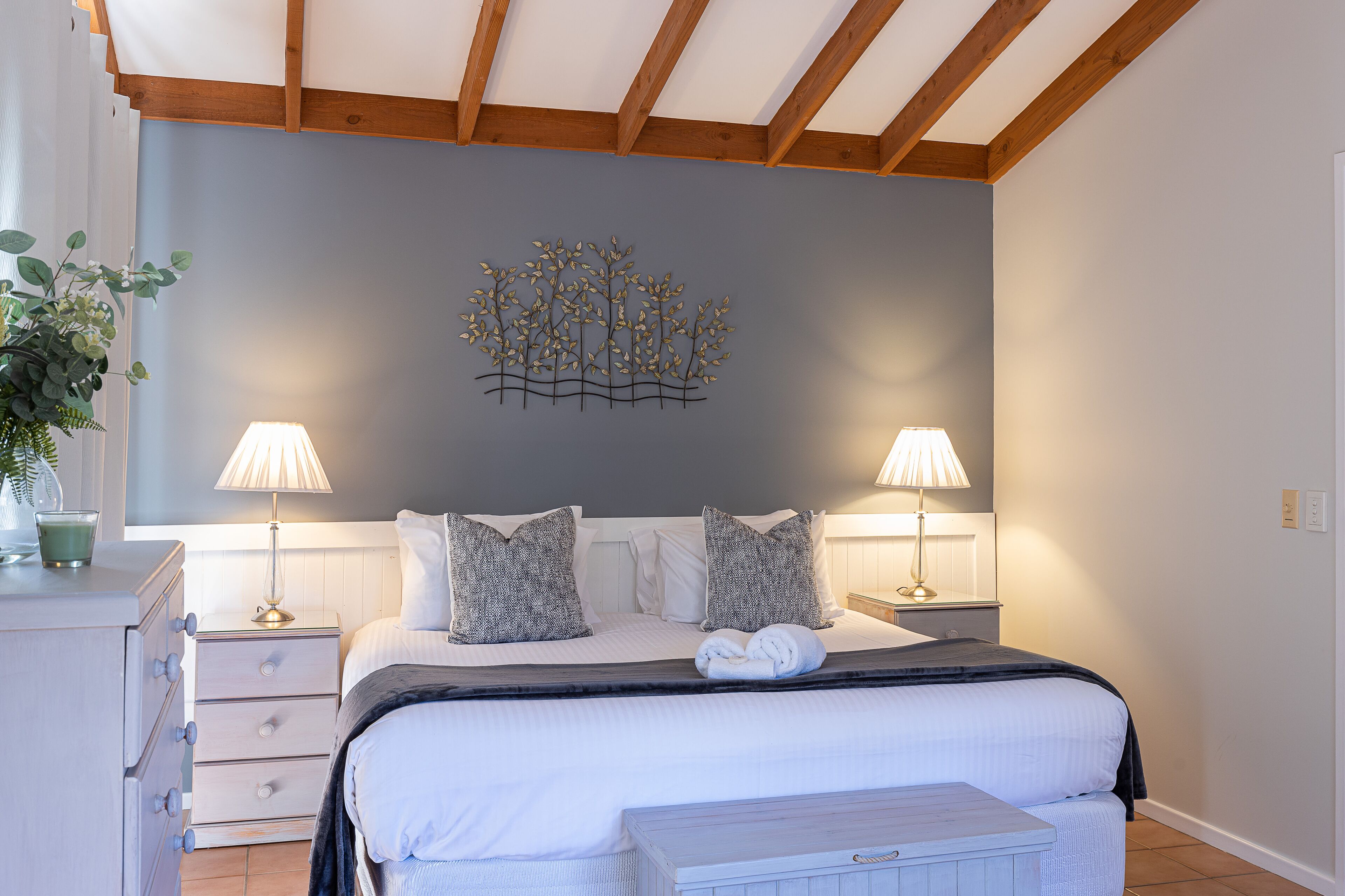 The Cottage @ Hunter Gleann - Not your standard cottage!