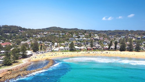 Seaview 4 - Beautiful Views & Linen Supplied