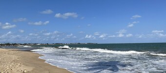 BEACH HOUSE IN SERRAMBI