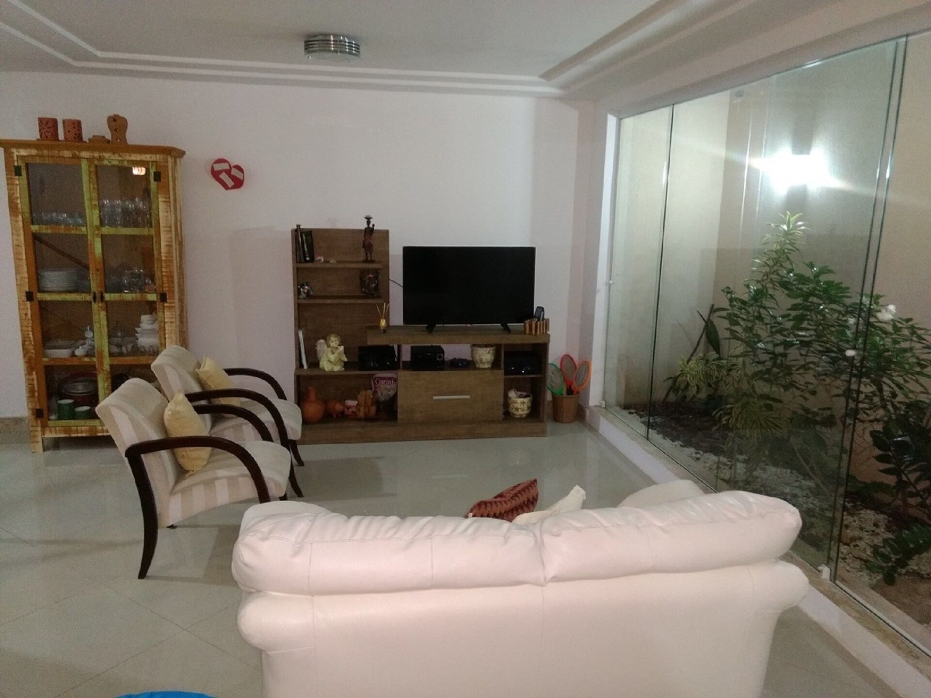 HOUSE 4 SUITES COMFORTABLE IN GREAT CONDO WITH VERY GREEN, BEACH AND RIVER.