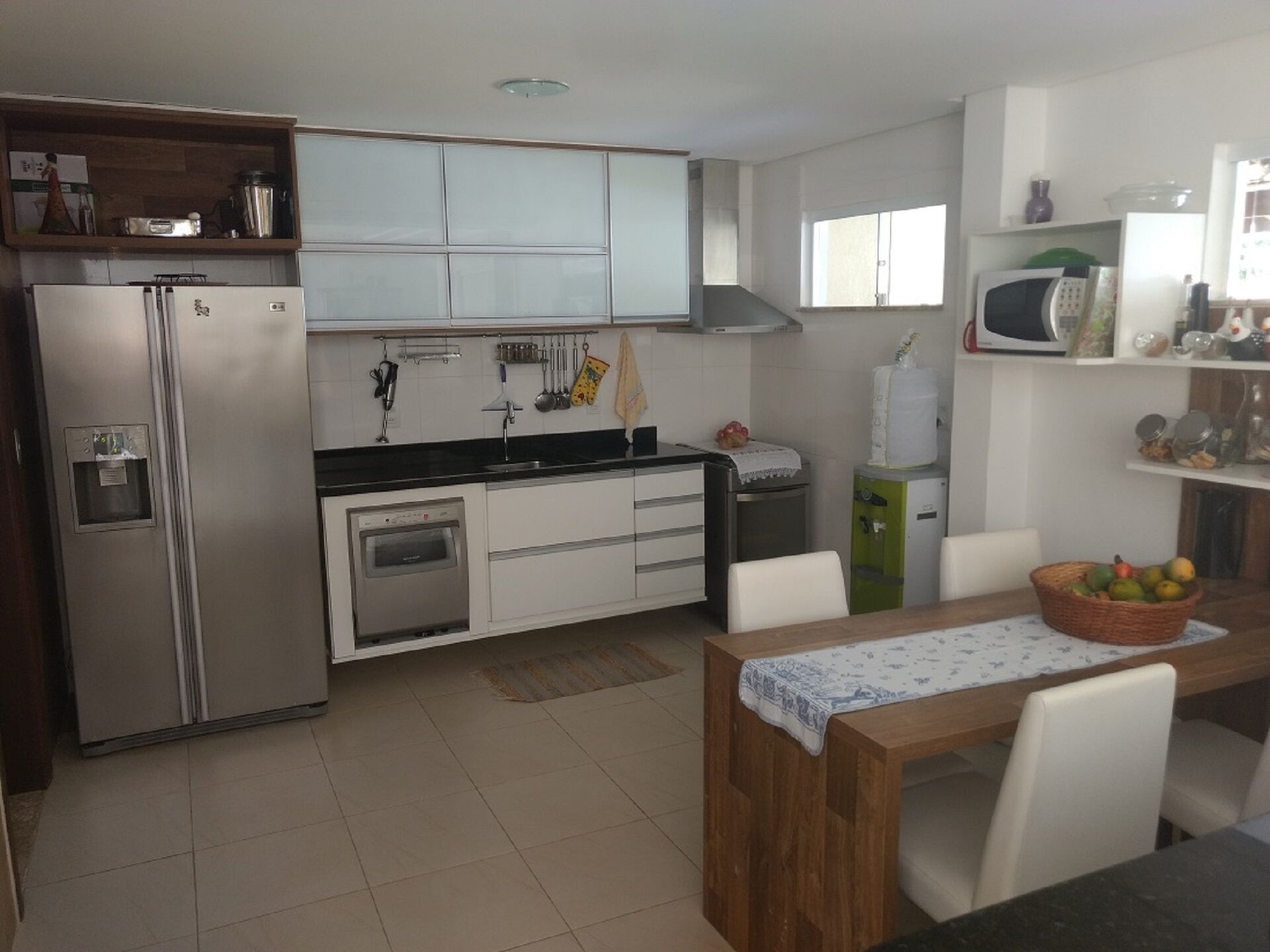 HOUSE 4 SUITES COMFORTABLE IN GREAT CONDO WITH VERY GREEN, BEACH AND RIVER.