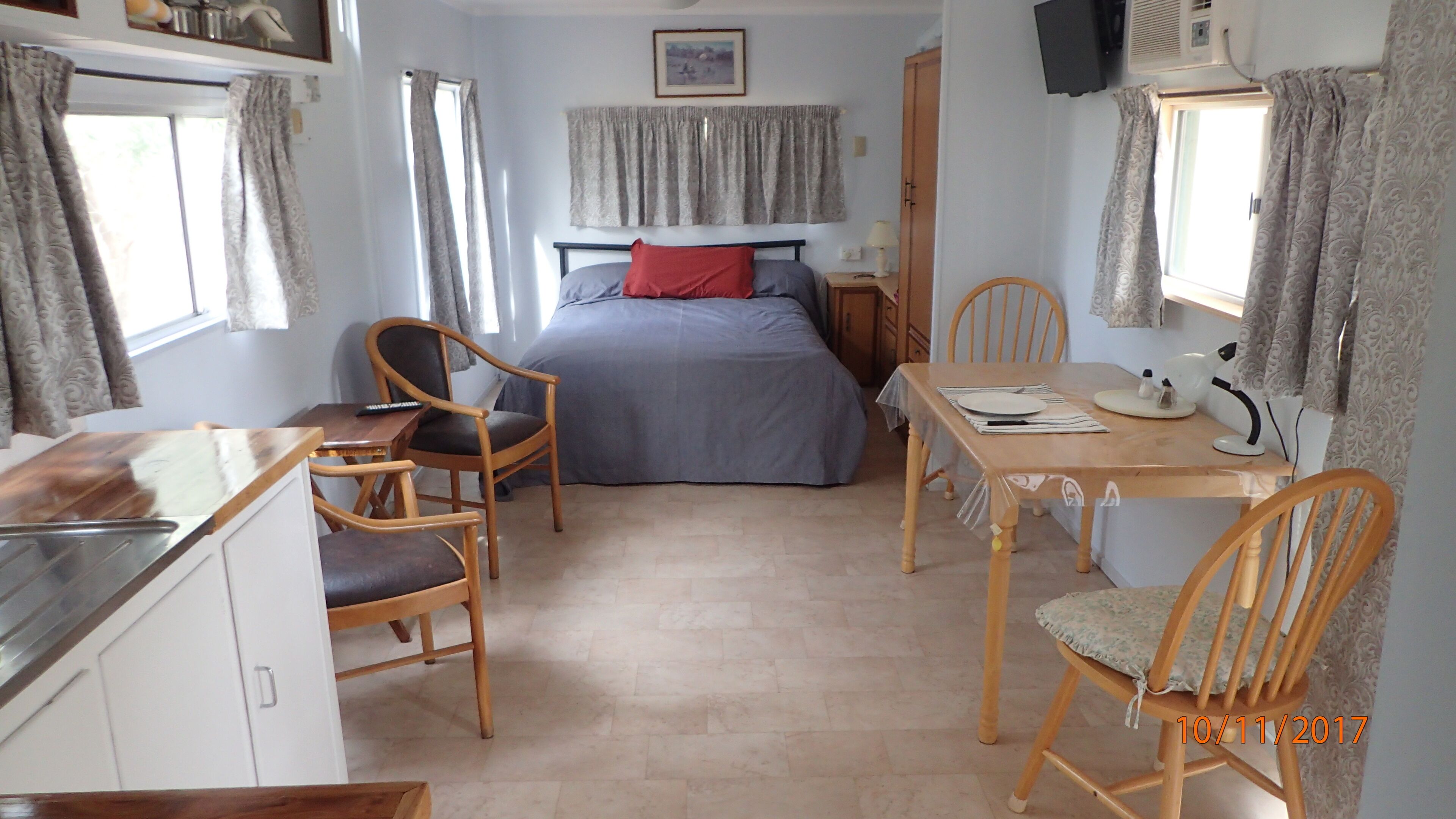 The Old School Merriwagga