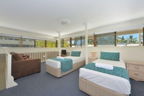 3 chambres, fer et planche à repasser, Wi-Fi gratuit, draps fournis