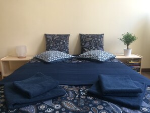 1 bedroom, iron/ironing board, Internet, bed sheets
