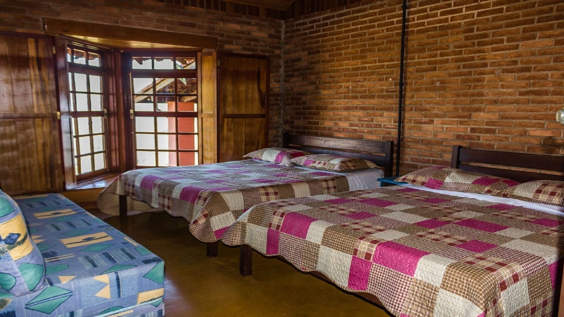 Comfortable country house in the mountains - large and modern