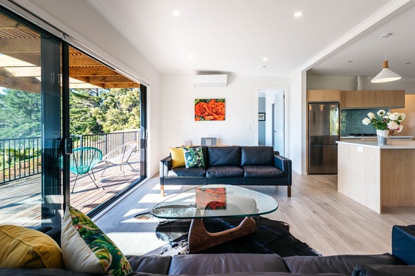 Smart-TV, Netflix, strømmetjenester og stereoanlegg