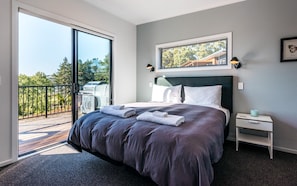 4 habitaciones, tabla de planchar con plancha y wifi gratis