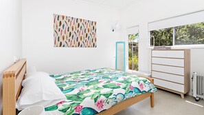 3 bedrooms, Internet, bed sheets