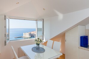 Dining - Apartment Bellissima vista (Dubrovnik)