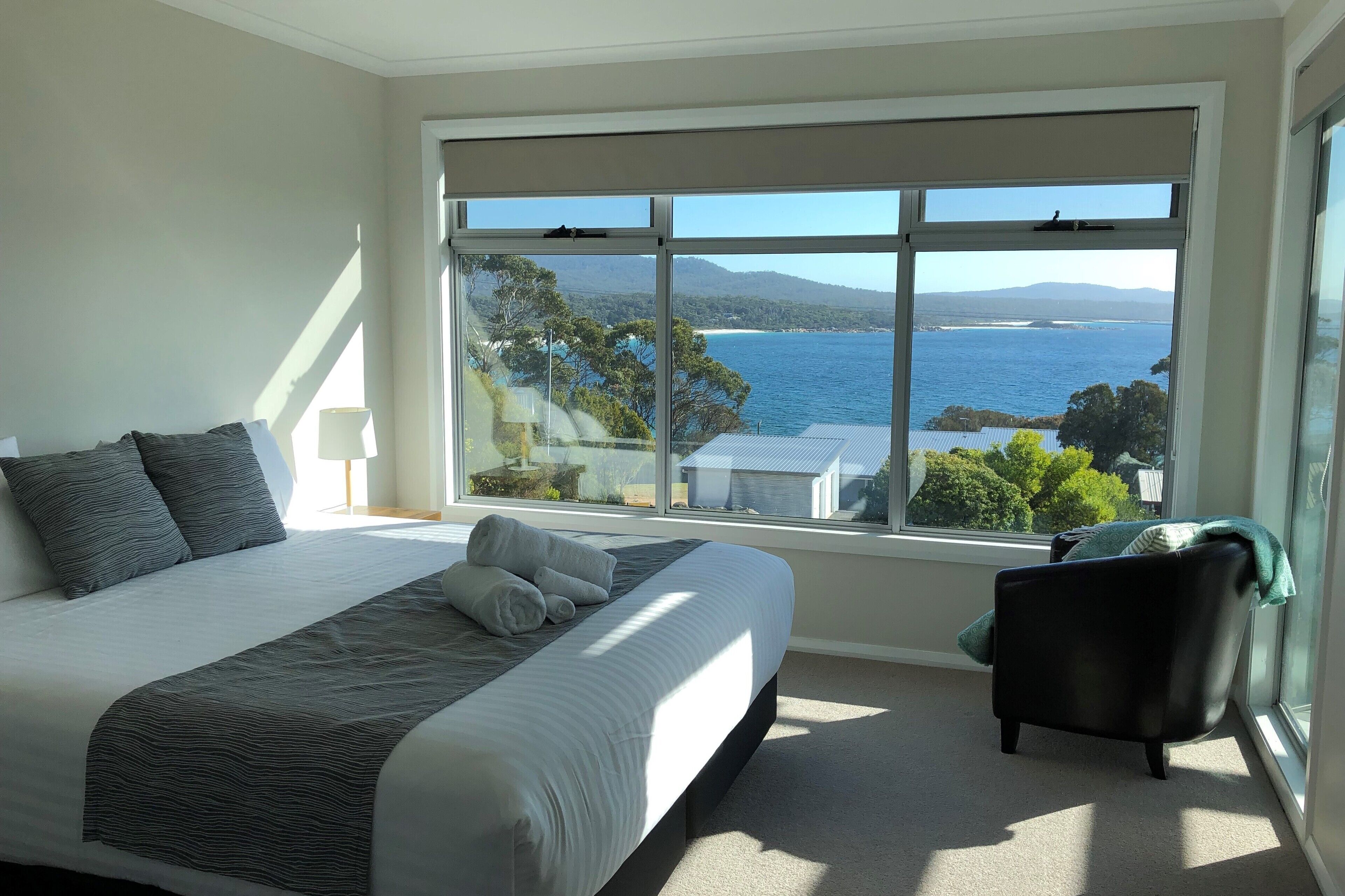 FIVE BEACHES BEACH HOUSE Bay of Fires — image 22
