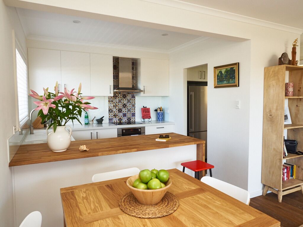 Stylish Tamarama Beachside                         — image 8