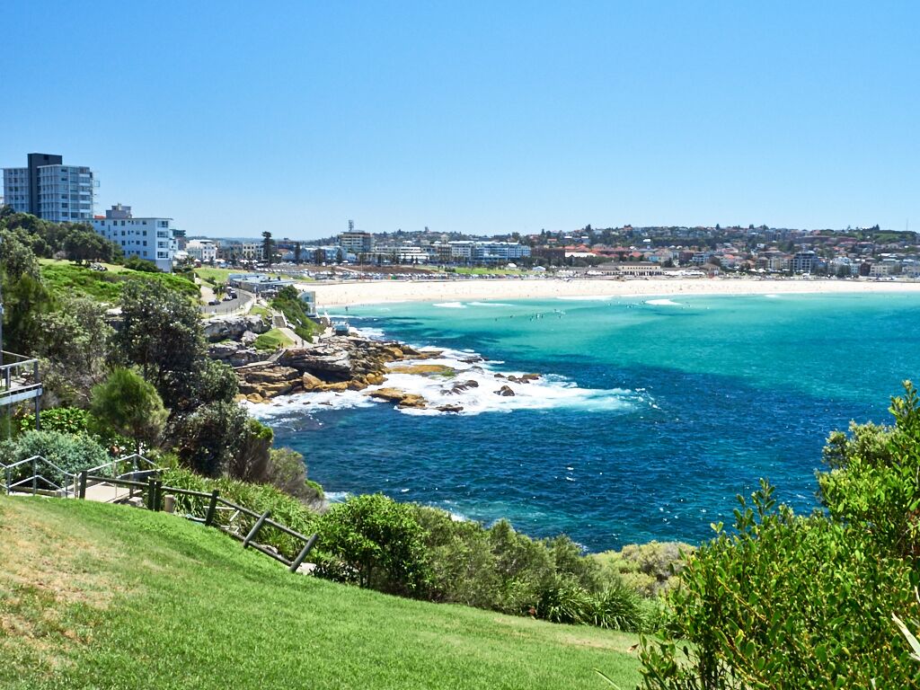 Stylish Tamarama Beachside                         — image 19