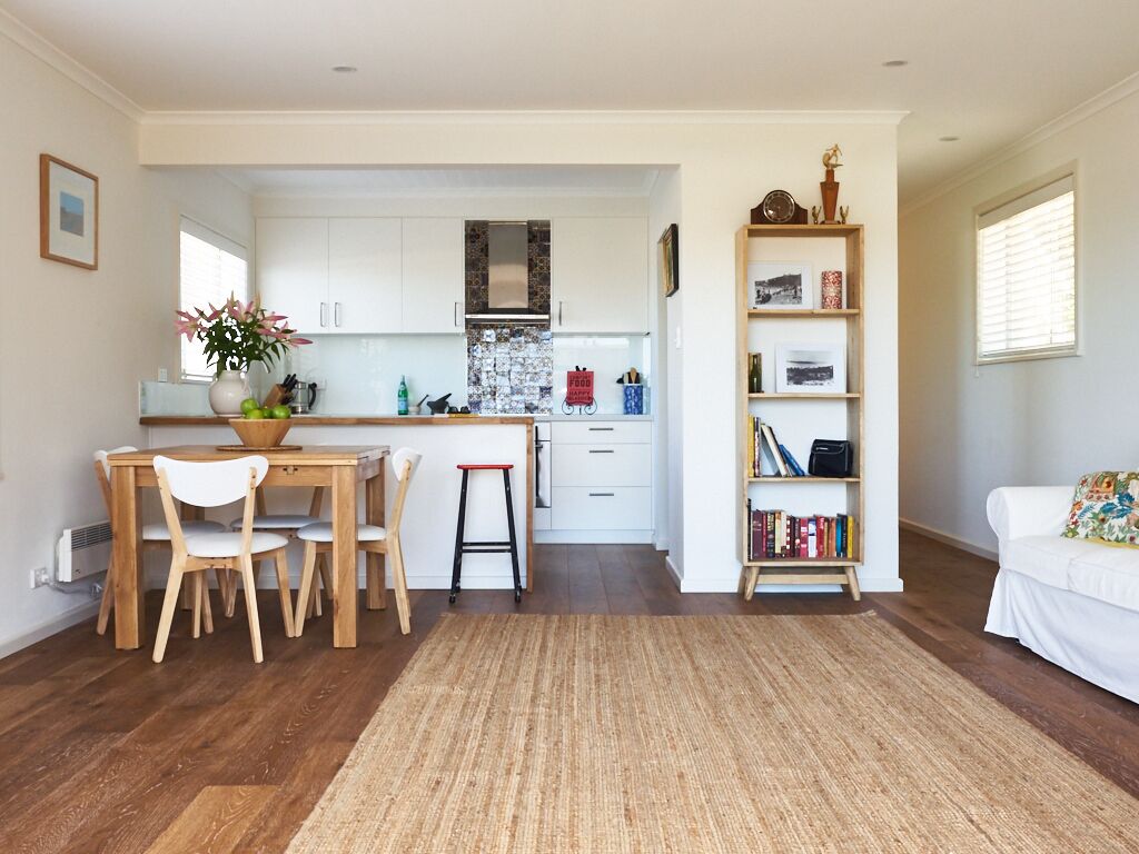 Stylish Tamarama Beachside                         — image 4