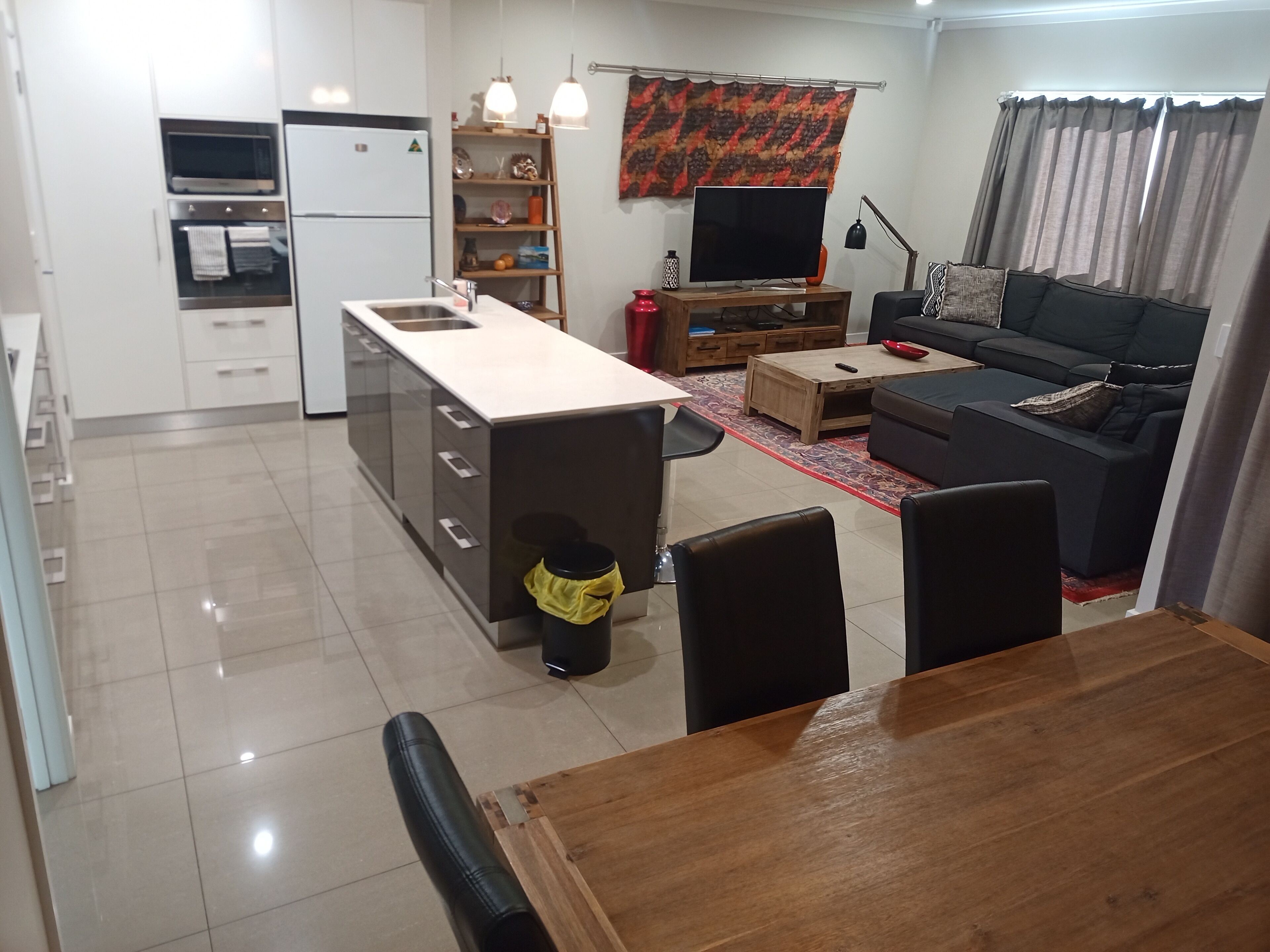 Queen Lizzy Townhouses - 6A