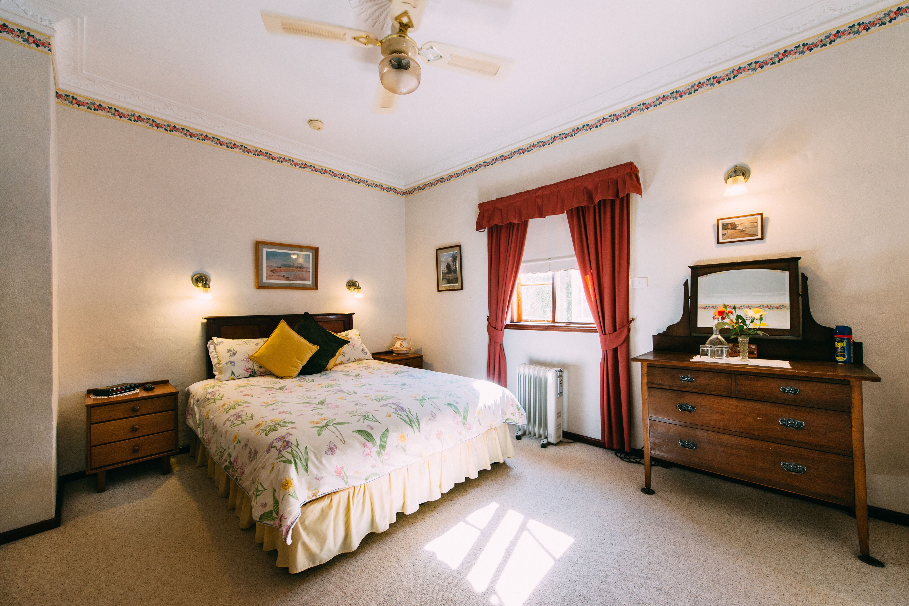 Holberry House, the sweet music of peace