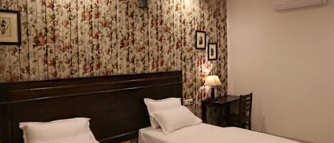 5 chambres, Wi-Fi, draps fournis