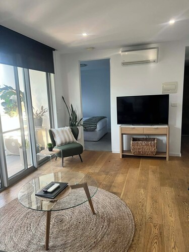 Quiet Modern Apartment Heidelberg 2 Bedroom 2 Bathroom Free Carpark
