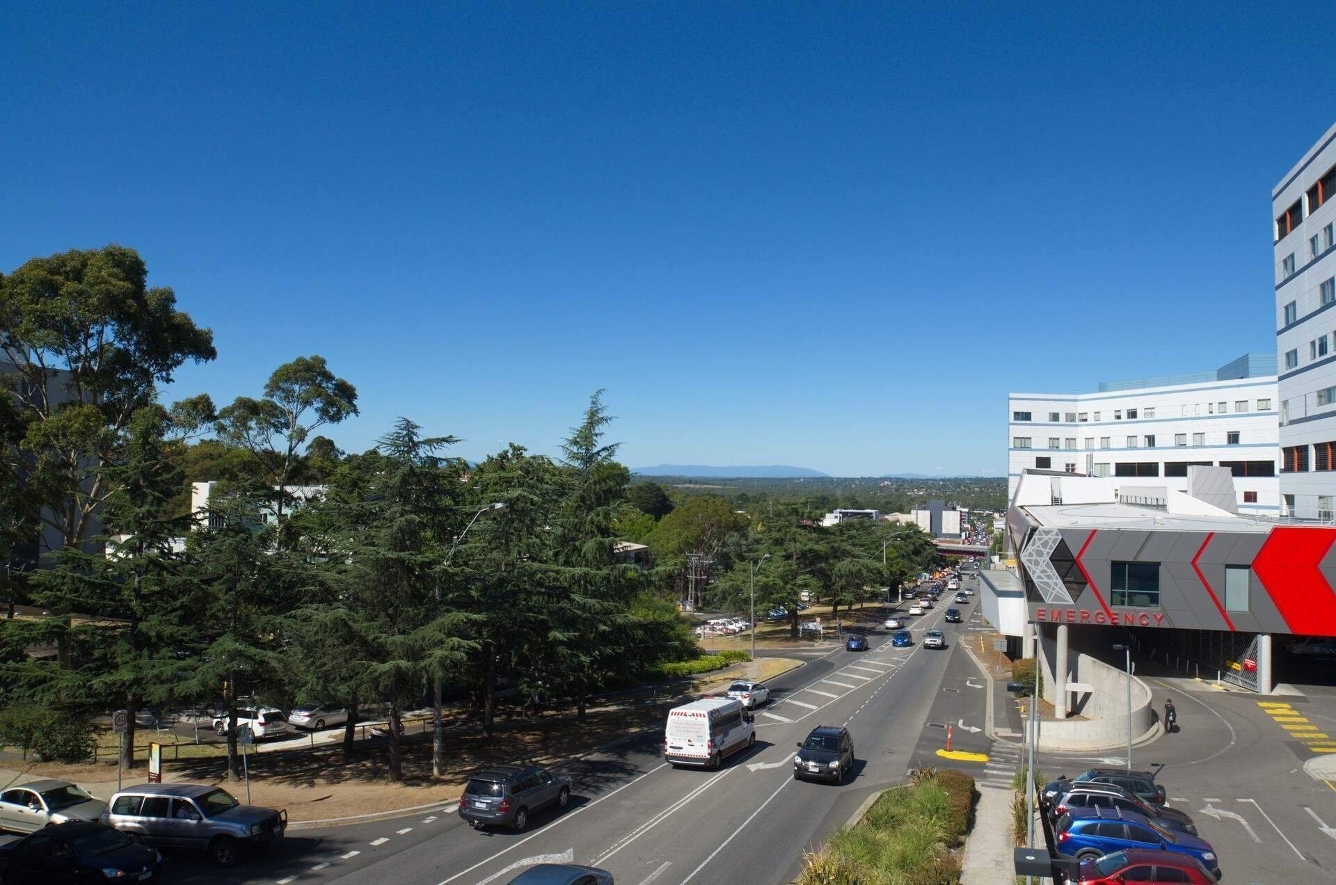 Modern Apartment Heidelberg 2 Bedroom 2 Bathroom — image 2