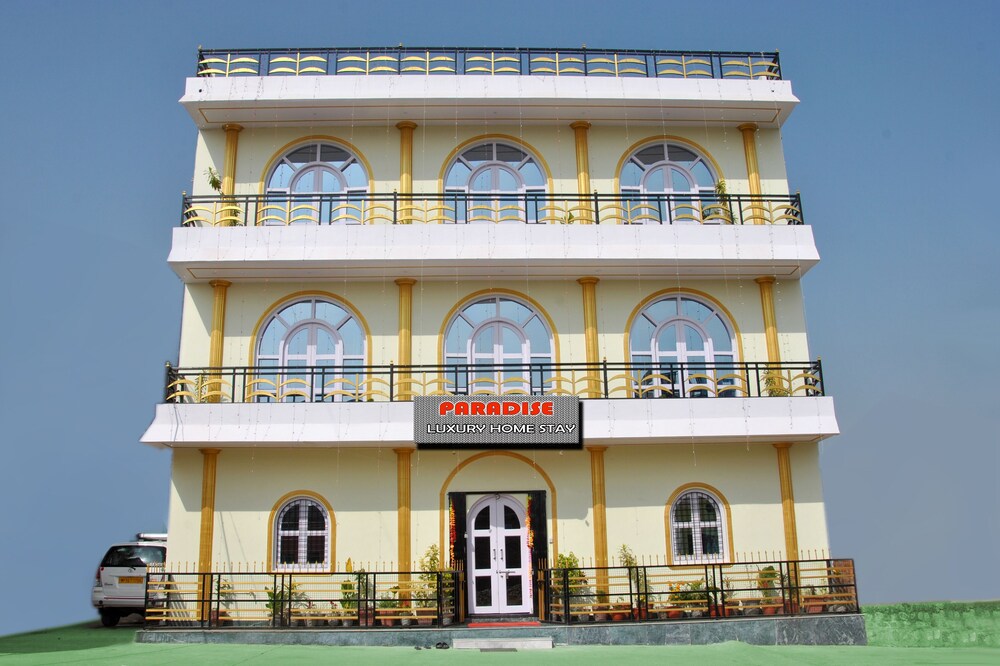 Paradie Luxury Homestay Khajuraho - A warm hospitality and personalise service!