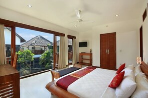 6 bedrooms, desk, Internet, bed sheets - Villa Blue - Spectacular 5-6 bedroom (Seminyak)