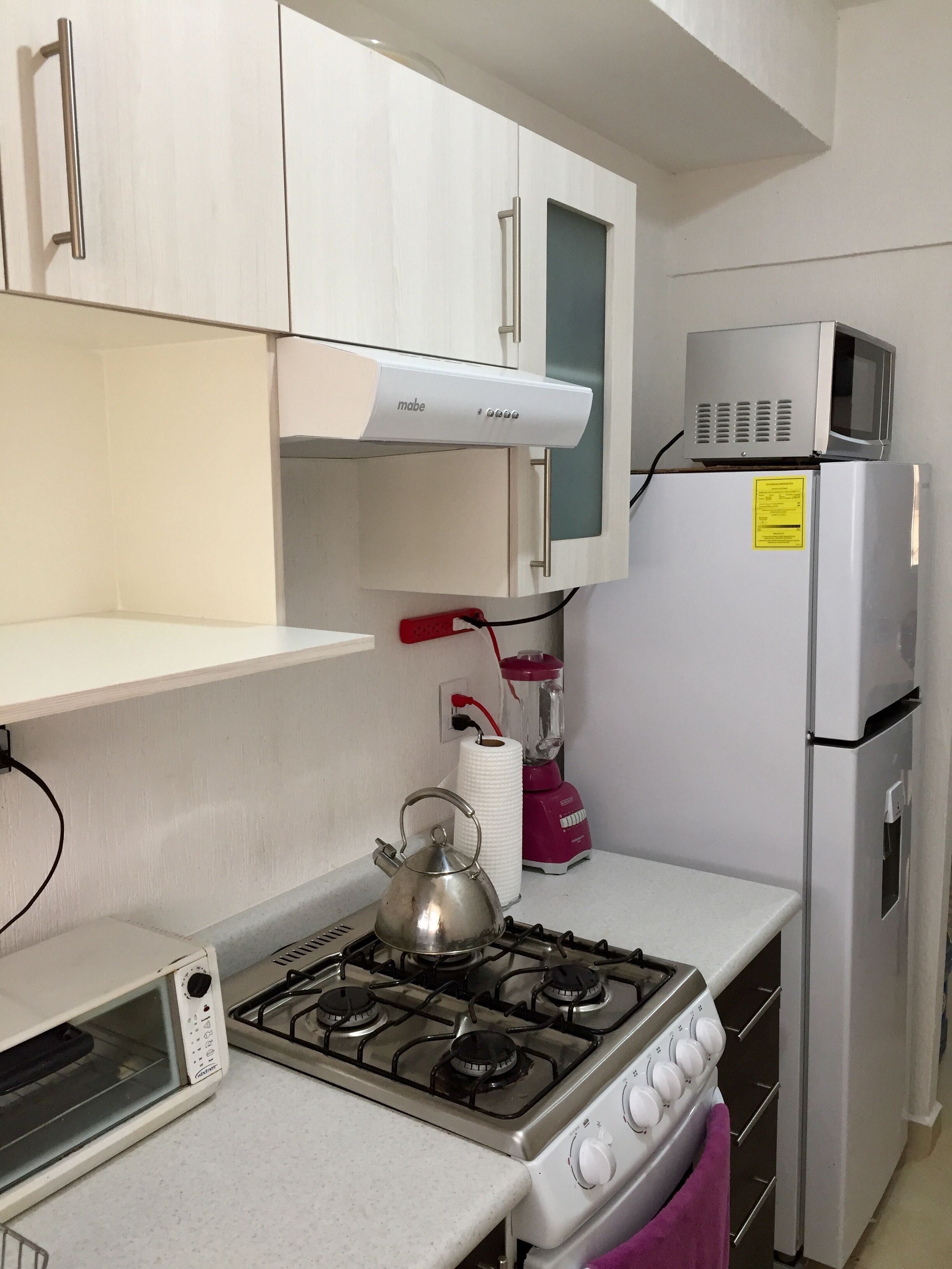 Casa nueva con 3 recamaras y a un lado de alberca