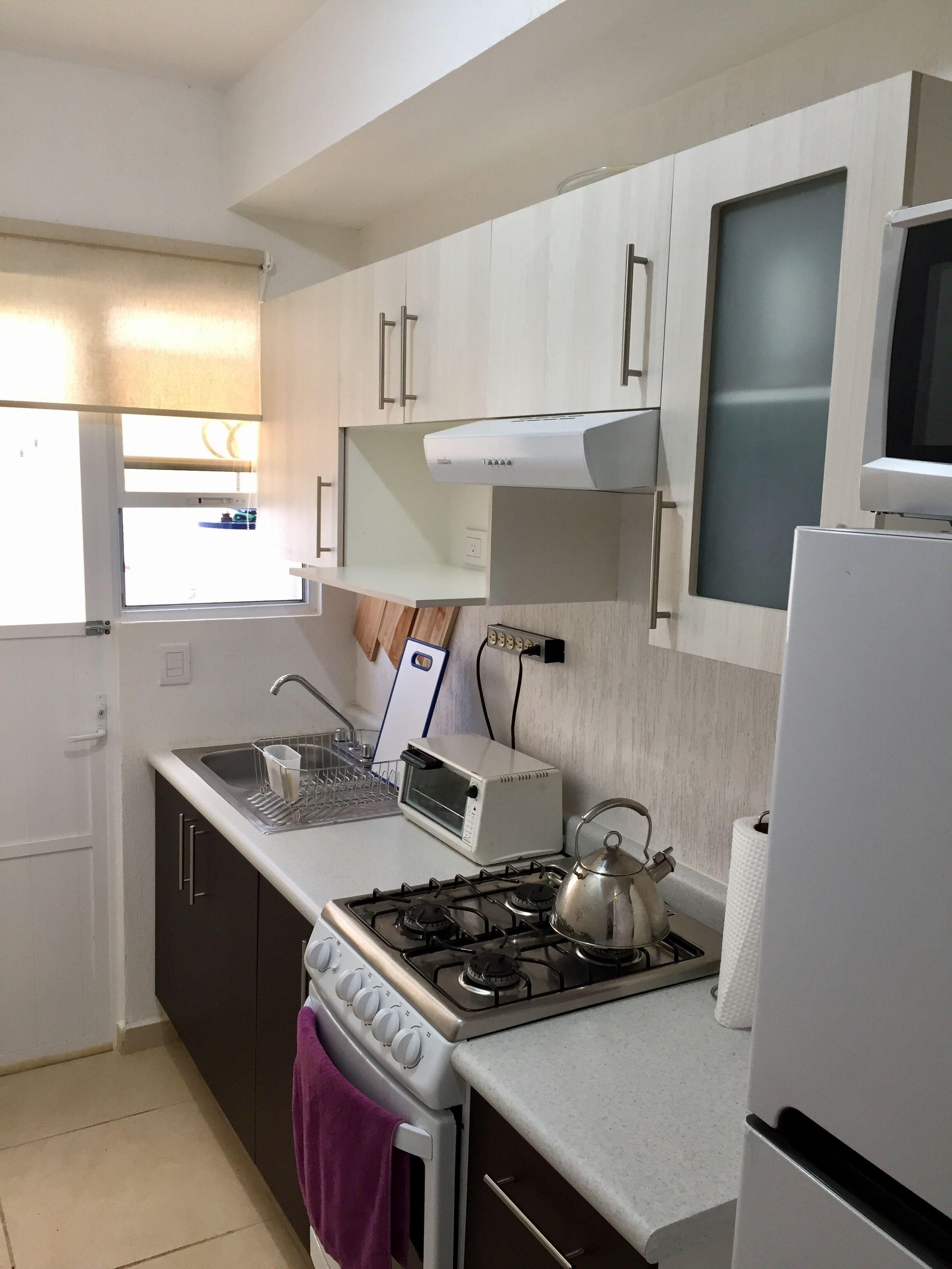 Casa nueva con 3 recamaras y a un lado de alberca