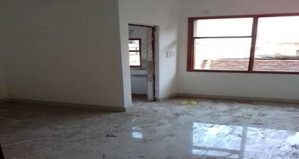 Home for long term stay in Delhi