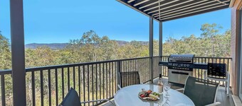 Villa Grenache - Resort-style 2 bedroom, 2 bathroom villa with vineyard views