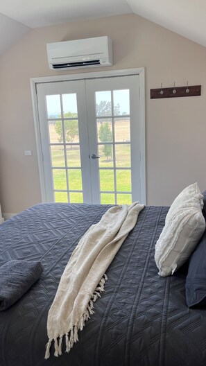 5 dormitorios, tabla de planchar con plancha, wifi y ropa de cama