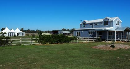 Jackaleah Farm Stay Oxley