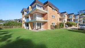 Exterior - Marese 1 - Groundfloor Beachfront Unit (Avoca)