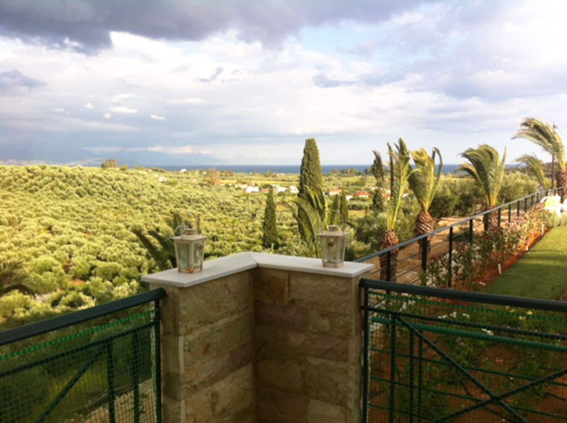 Newly built cozy country style Condo