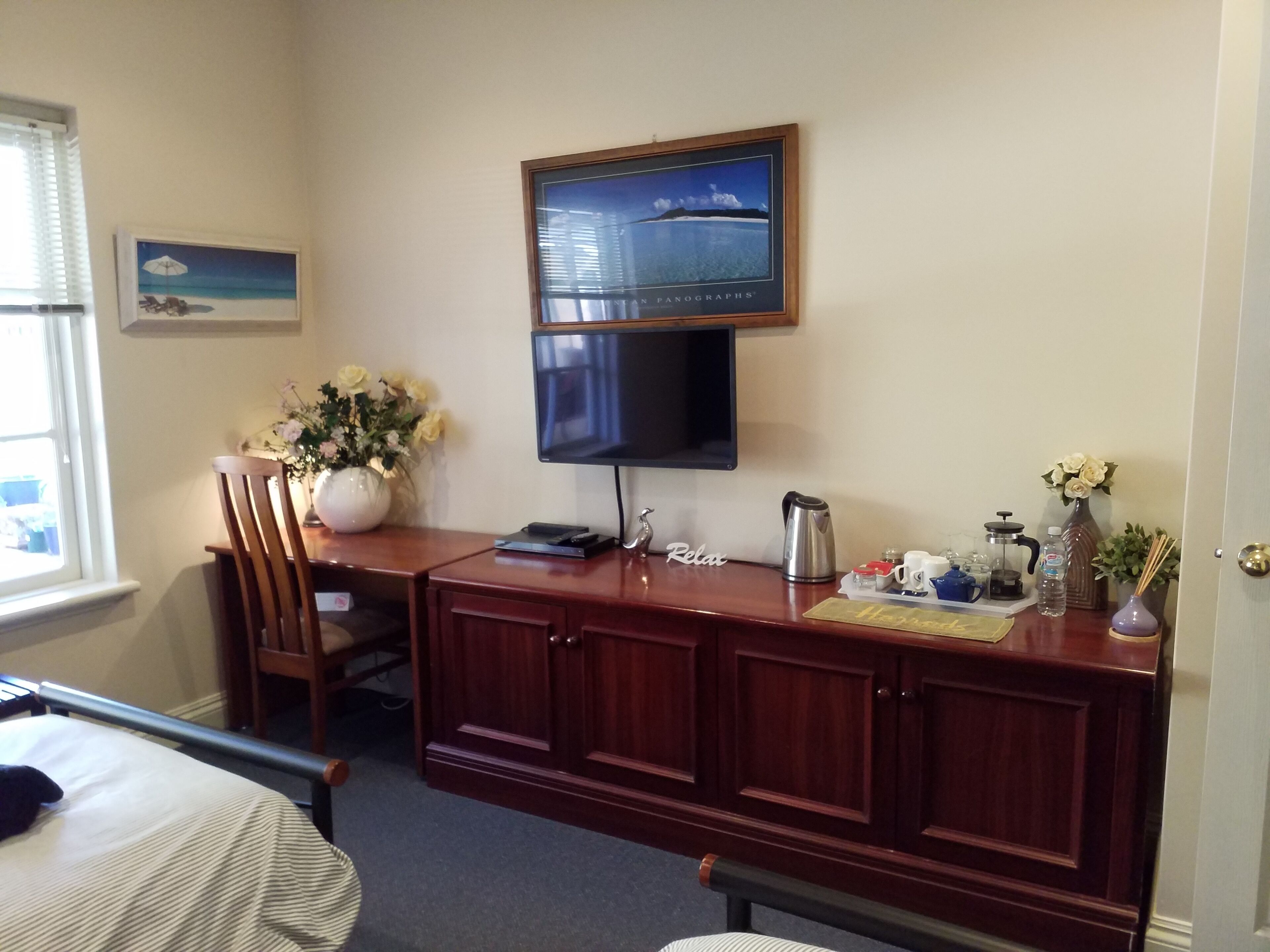 Como House Garden View Suite — image 6