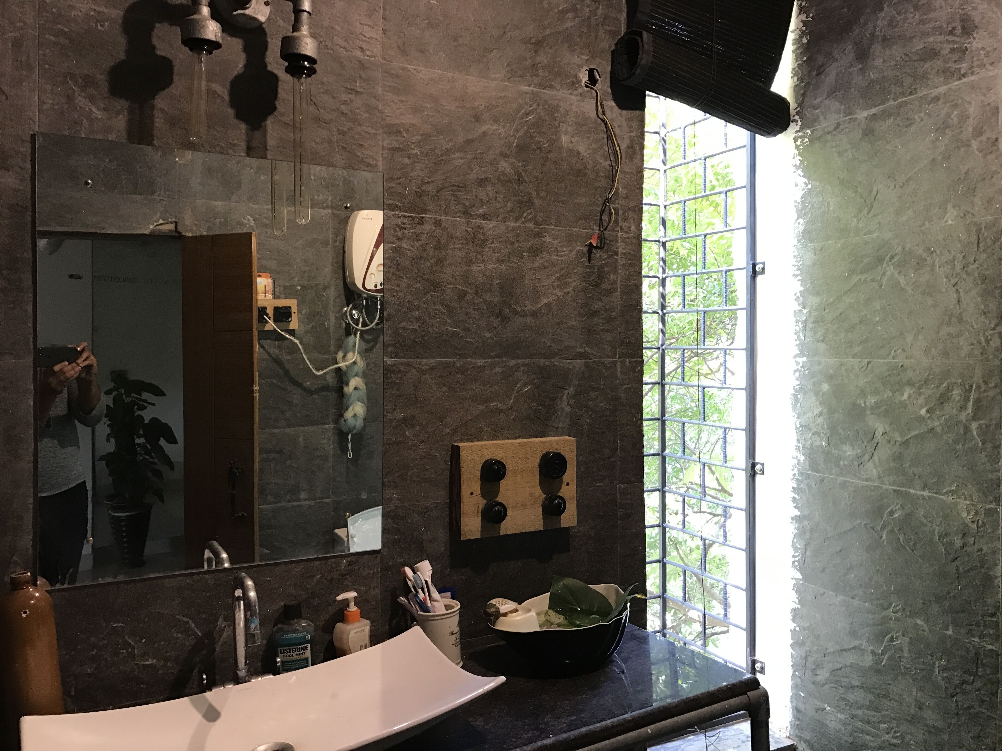 An Antique Living Experience For U