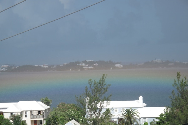 'The Deva' is a Freudian Expo which makes vacationing more than a sleep over!