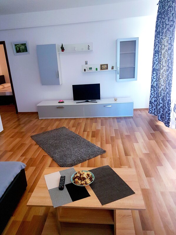 1 bedroom, iron/ironing board, Internet - Sweet apartament waiting for you to offer you all the comfort of feeling at ho (Alba Iulia)