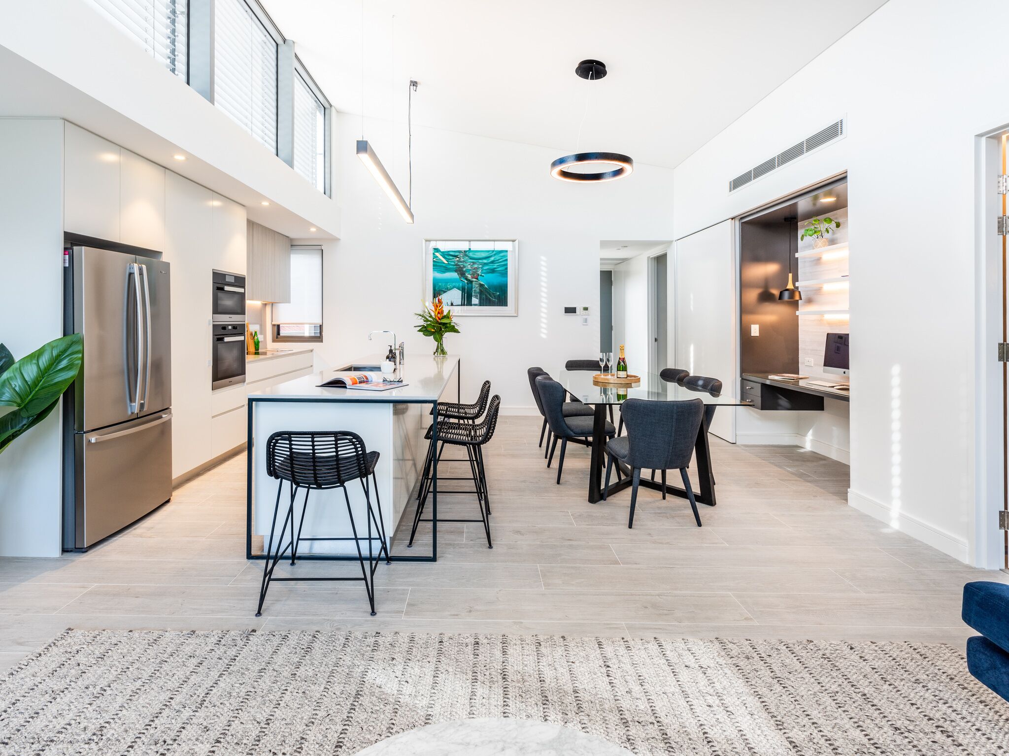 Premium Beachside apartment living in Coogee- E7 — image 7