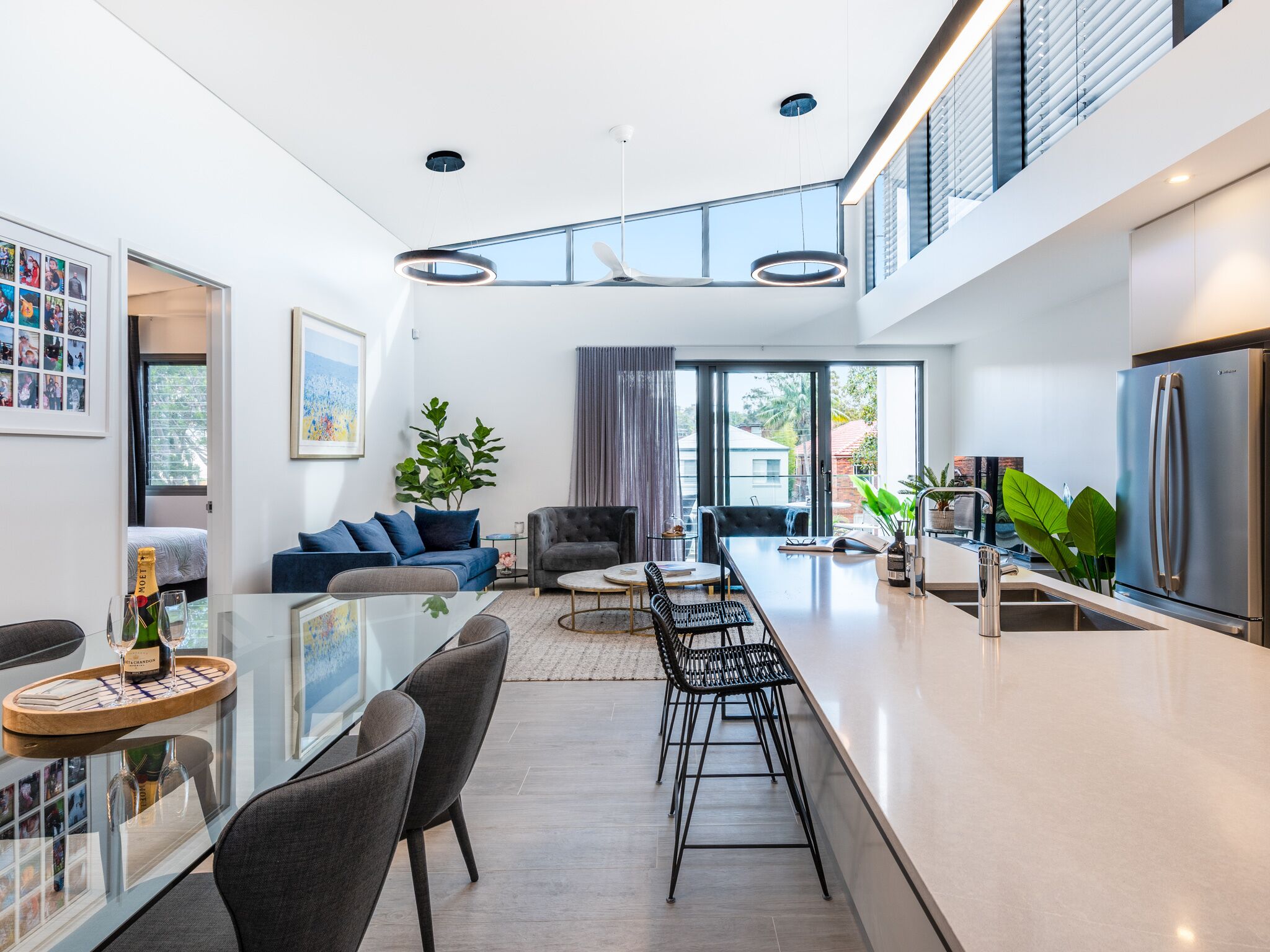 Premium Beachside apartment living in Coogee- E7 — image 2