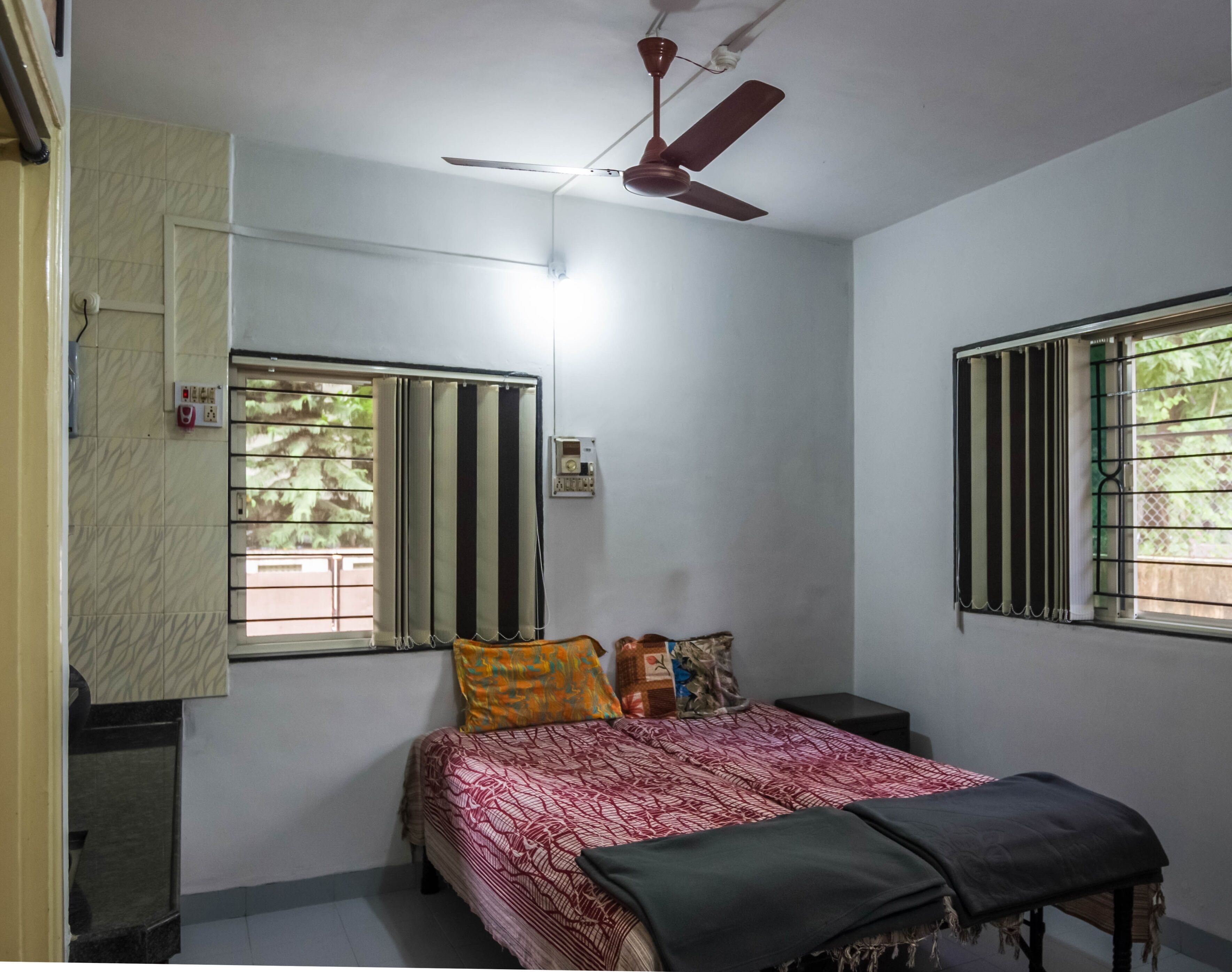 AC Studio Room !! Comfortable stay in heart of city!
